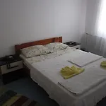 Cam Otel *