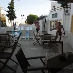 Cam * غومْبيت